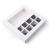 Коробка для 8 конфет + шоколад, с окном, белая, 17.7×17.8×3.8 см