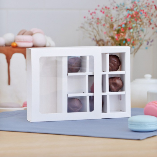 Коробка для 9 конфет 13.8×13.8×3.8 см фото 2 Коробка для 9 конфет 13.8×13.8×3.8 см фото 2