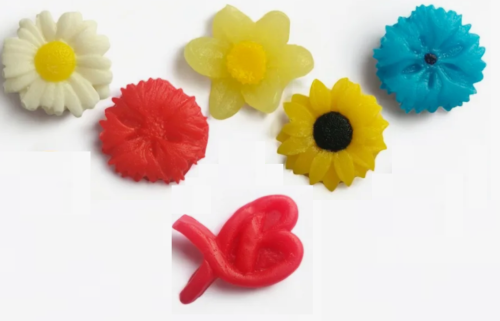 Набор цветов из мармелада и буквы ХВ, микс 11шт