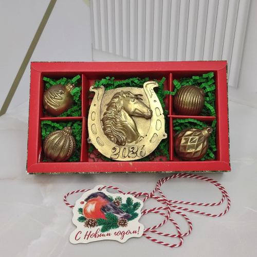 Набор из 4 шоколадных конфет и медали С Новым Годом!
