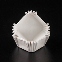 Капсулы для конфет Белые квадратные 35*35 мм, h 22 мм, 50шт