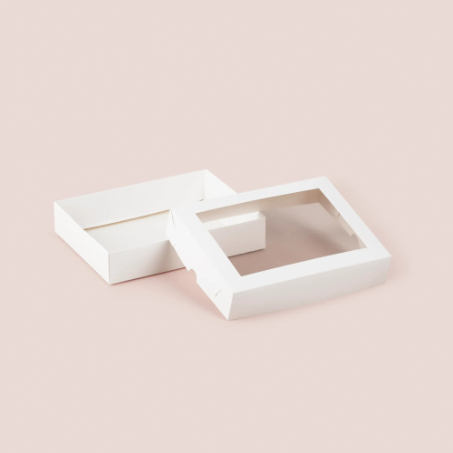 Коробка для клубники 200*150*40 мм с окном