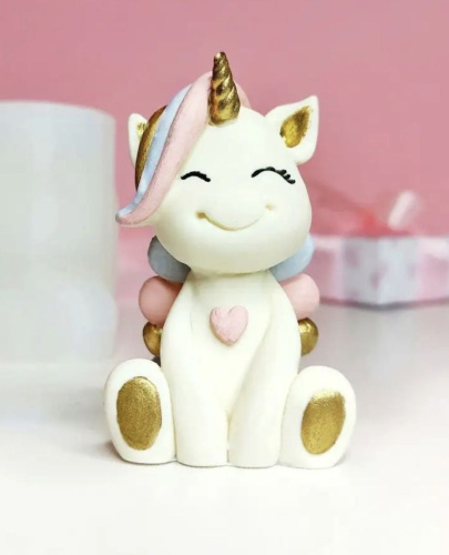 Фигурка из шоколадной глазури "Единорожка"