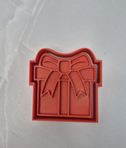 Вырубка с оттиском Подарок, 6,5см