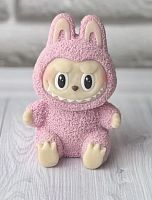 Фигурка из шоколадной глазури "Лабубу"