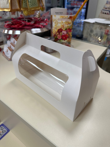 Коробка для рулета 27.5×11×10 см с ручками, белая Коробка для рулета 27.5×11×10 см с ручками, белая