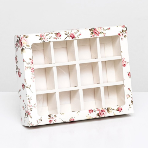 Коробка для 12 конфет «Цветы» 19×15×3.6 см фото 3 Коробка для 12 конфет «Цветы» 19×15×3.6 см фото 3