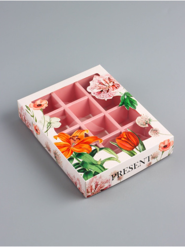 Коробка складная для 12 конфет «Праздничное настроение», 19×15×3.6 см фото 2 Коробка складная для 12 конфет «Праздничное настроение», 19×15×3.6 см фото 2